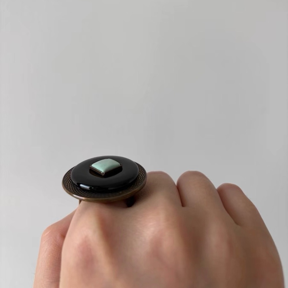 JAN MICHAELS RING - Picture 7 of 7